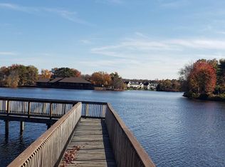 61 Five Crown Royal, Marlton, NJ 08053