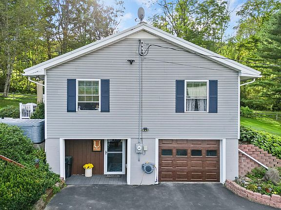 4th image of 106 Pollard Rd