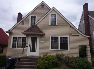 3106 E Olive St, Seattle, WA 98122