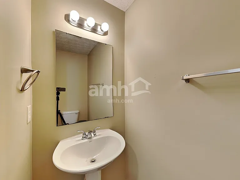 5568 Conn House Dr — Photo 9