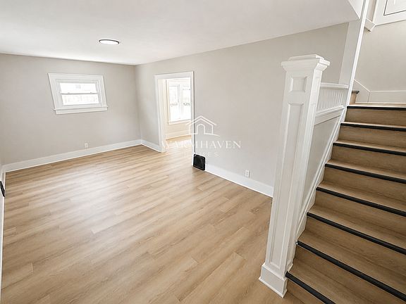 2nd image of 804 Beardsley St