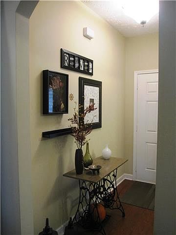 2nd image of 3213 Hidden Creek Dr