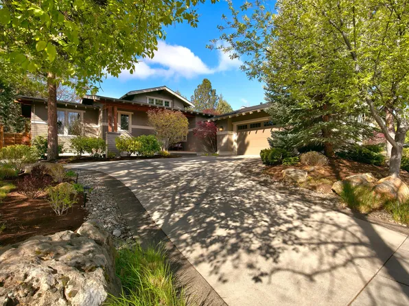 691 NW Yosemite Dr, Bend, OR 97703