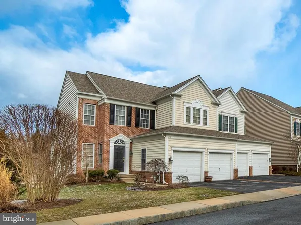 715 Mercers Mill Ln, West Chester, PA 19382
