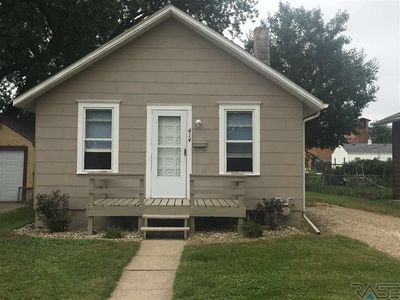 414 S Lyndale Ave, Sioux Falls, SD, 57104