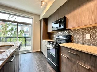 2560 Pegasus Blvd NW #113, Edmonton, AB T5E 6V4
