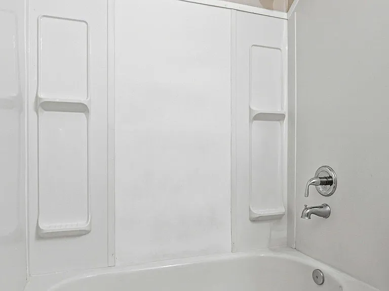 714 Hc Gilbert Minjares Dr #A — Photo 16