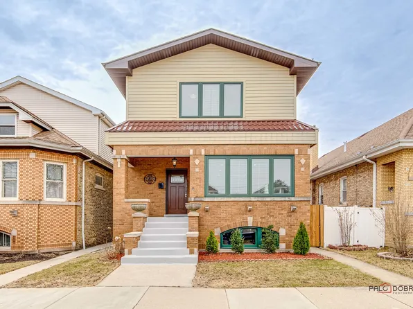 5713 W Eddy St, Chicago, IL 60634