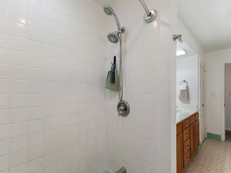 48 John David Ln #2 — Photo 10