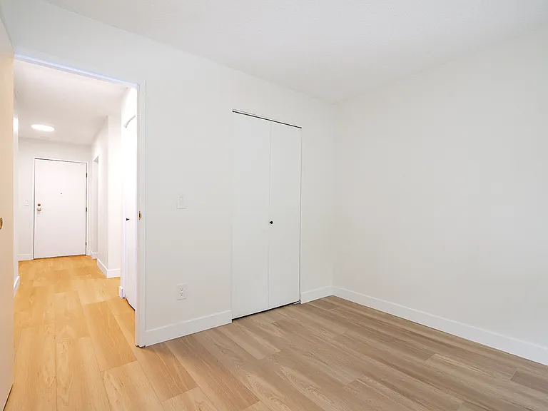 7631 Steveston Hwy #208 — Photo 22