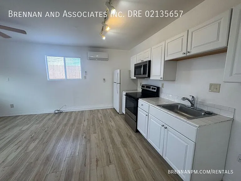 3011 Franklin Ave — Photo 7