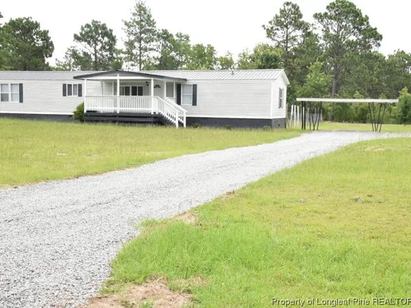 135 Meadow Ln, Hamlet, NC 28345