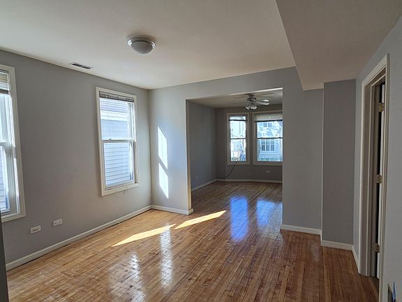 3rd image of 3045 N Hamilton Ave #1