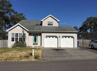 1332 Anchor Ave, Beachwood, NJ 08722