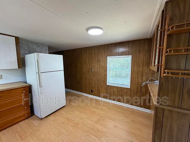 733 Indian Hill Rd — Photo 11