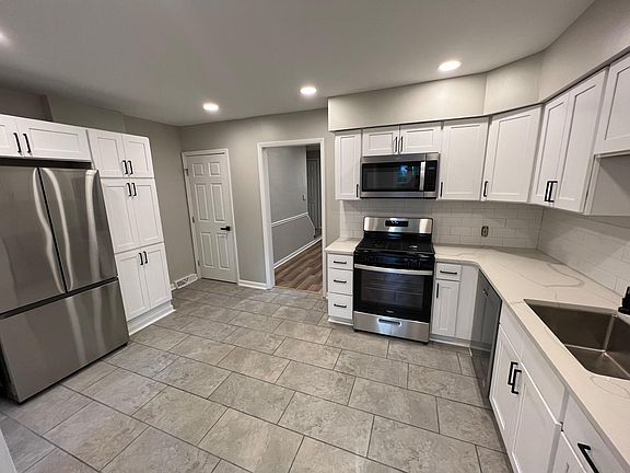 3rd image of 97 Chassin Ave APT 1