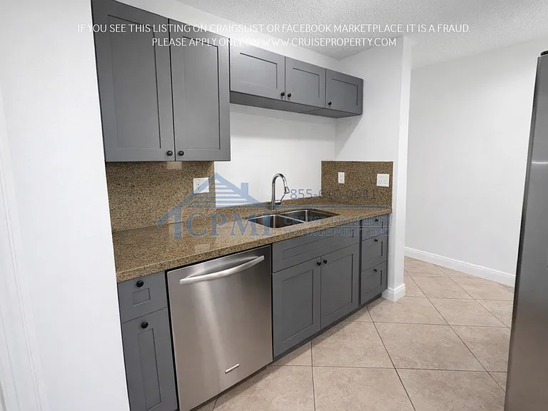 Island Club - 9000 NW 28th Dr Coral Springs, FL 33065 — Photo 19