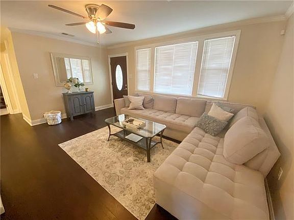 5th image of 644 Oaklawn Dr