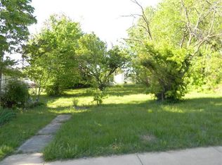 909 W Chicago St, Springfield, MO 65803