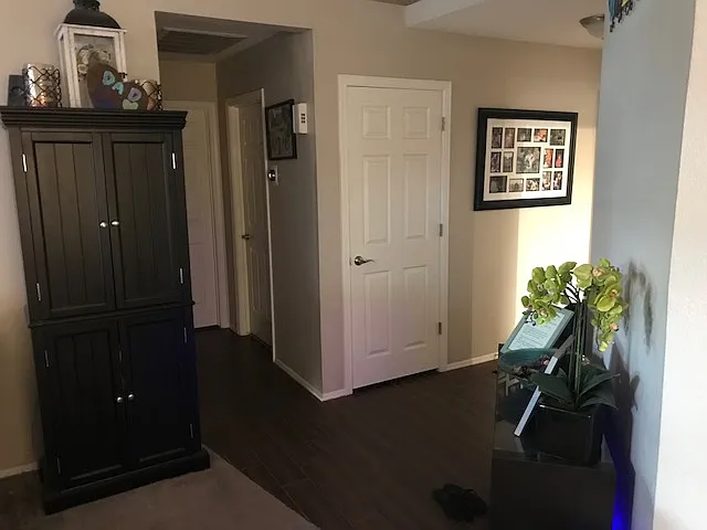 1131 N Carriage Ln — Photo 13