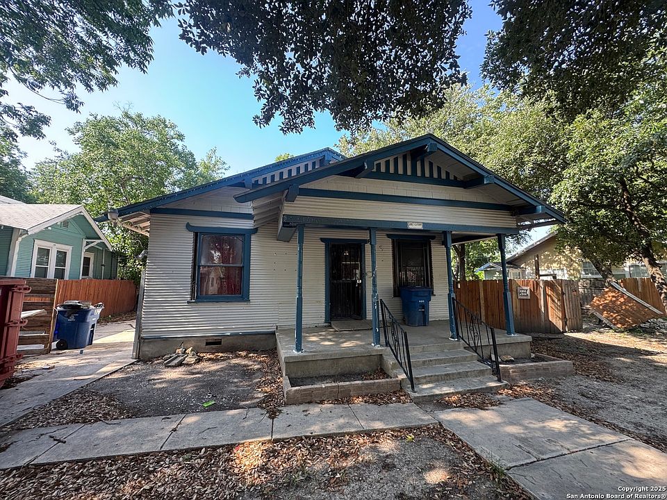 1st image of 1130 W Mulberry