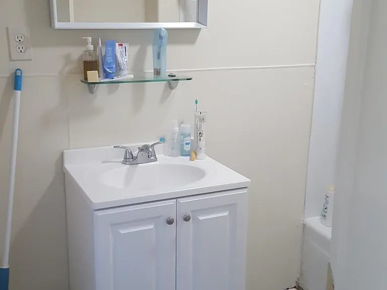 26 Clifton St #2 — Photo 2