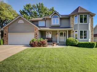1014 Hickory Hill Rd, Papillion, NE 68046