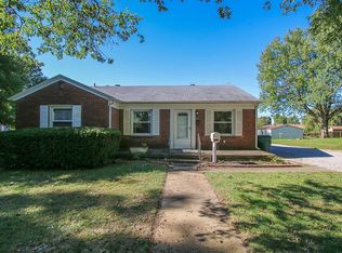 2930 Meadowland Dr, Owensboro, KY 42303