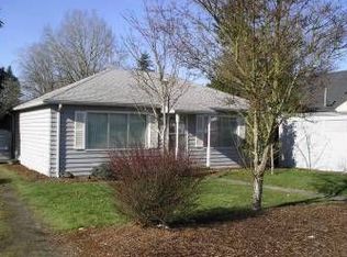 785 N Ivy St, Canby, OR 97013