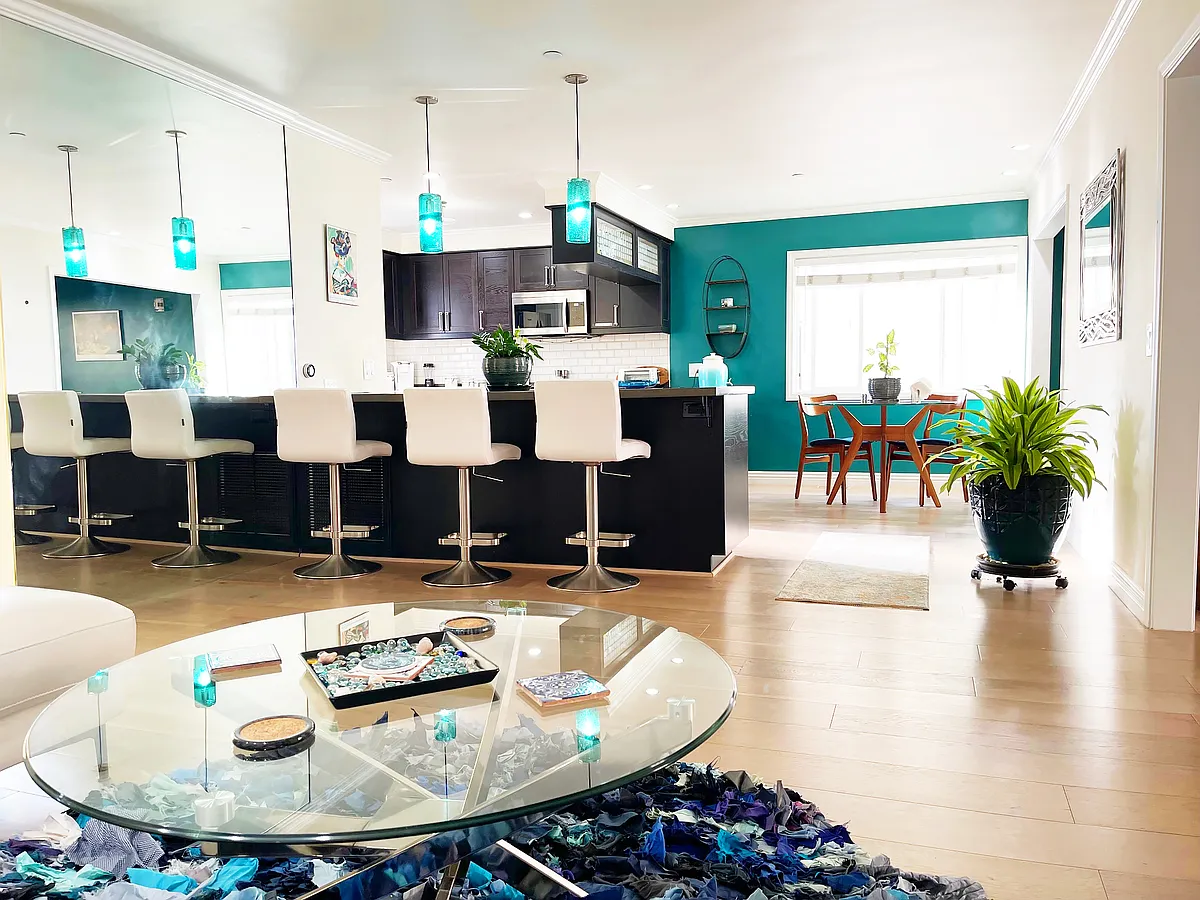 Open concept kitchen equipped with all new stainless steel appliances, breakfast nook, Living room - Don Pio Dr