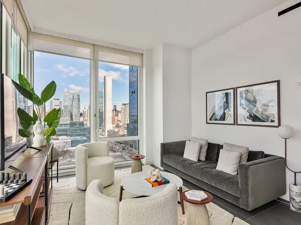 606 W 30th St, New York, NY