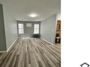 290 Woodworth Ave APT 3N, Yonkers, NY 10701