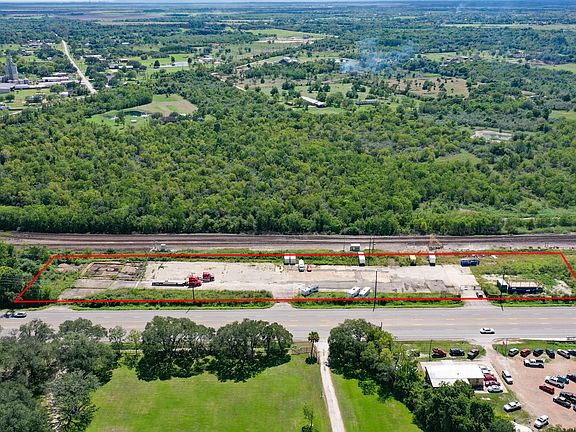 4th image of 18501 E Highway 6