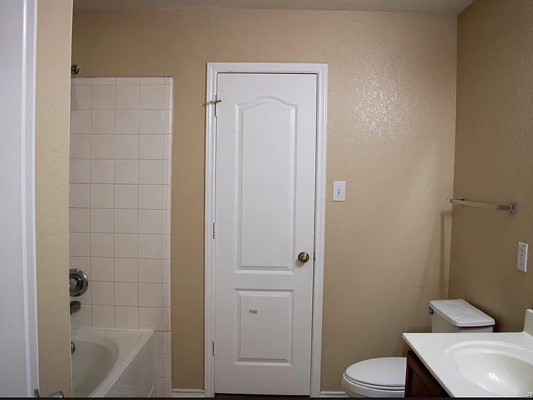 11181 Baffin Oaks — Photo 11