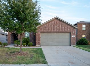 1004 Alexa Dr, Forney, TX 75126