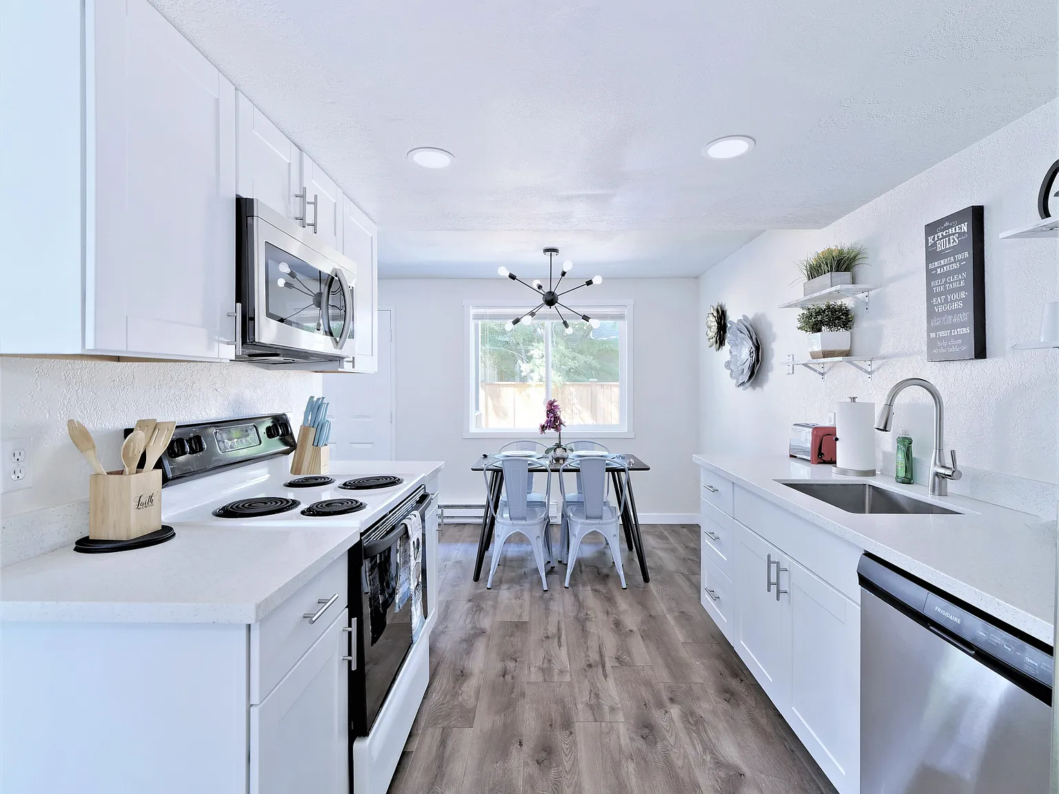 1 bed, 816 sqft, $1,499 — Photo 1
