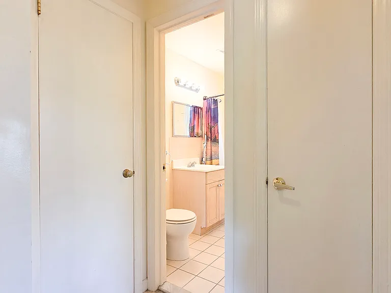 16 E Belmont Ave #8 — Photo 18