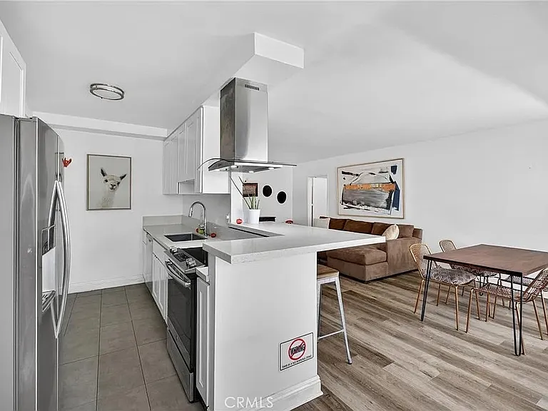 8710 Delgany Ave #8 — Photo 16