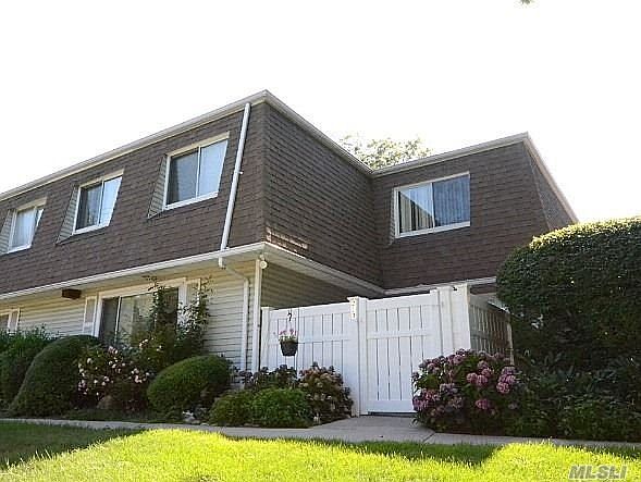1st image of 213 Storm Dr