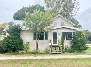 921 McDonald St, Oconto, WI 54153