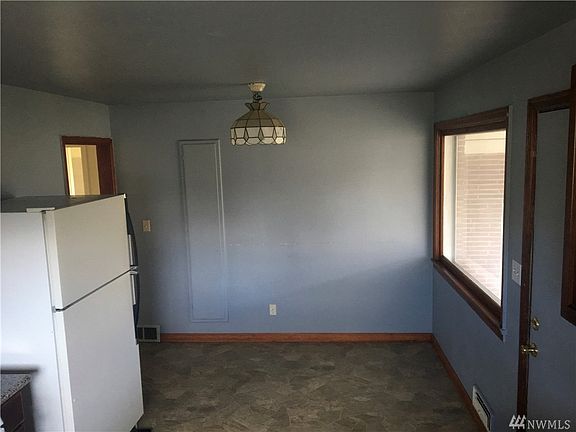 5th image of 6036 S Junett St