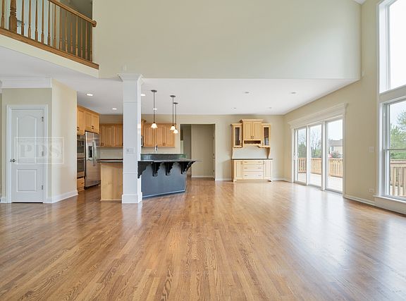4th image of 25612 W Meadowland Cir