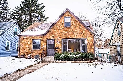 1st image of 5820 45th Ave S
