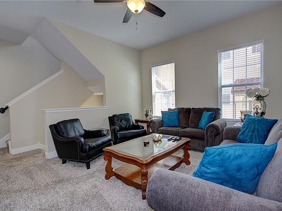 4th image of 1505 Lobelia Dr
