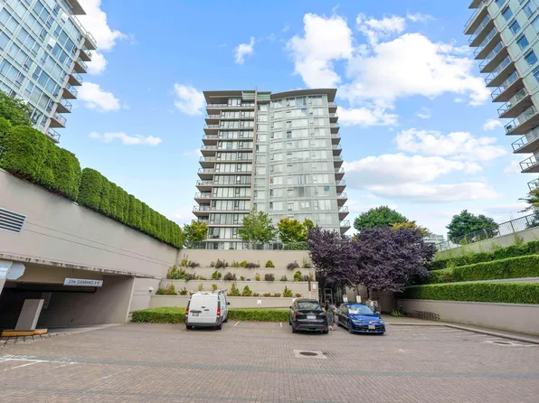5068 Kwantlen St #305, Richmond, BC V6X 4K4