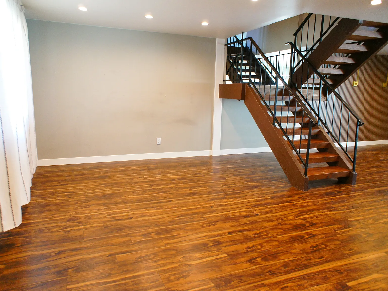 4206 North Parkway Avenue - 1 — Photo 2