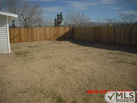 3rd image of 16387 Lorene Dr