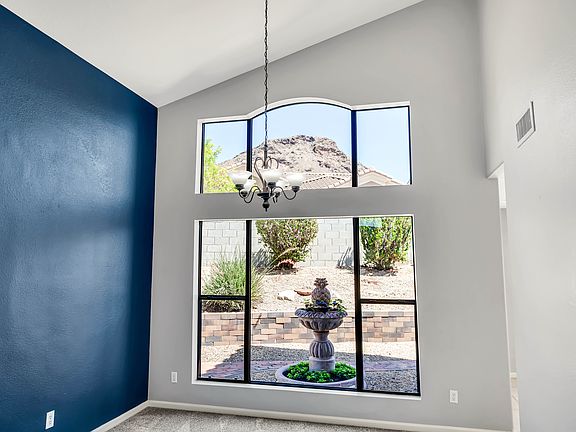4th image of 1536 E Meadow Ln