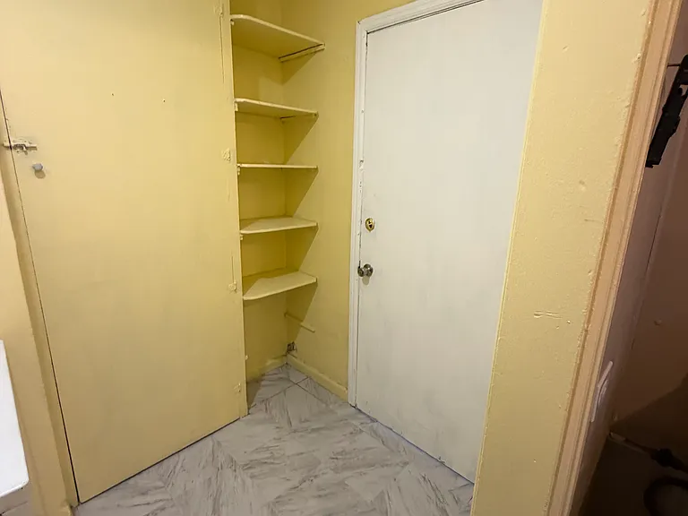1635 Verbena St — Photo 9