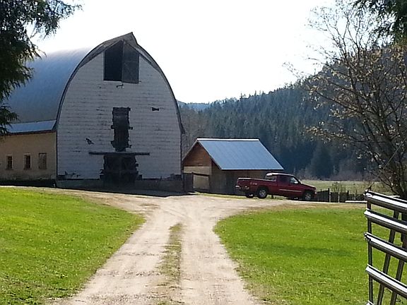 Driveway (includes some storage in barn)